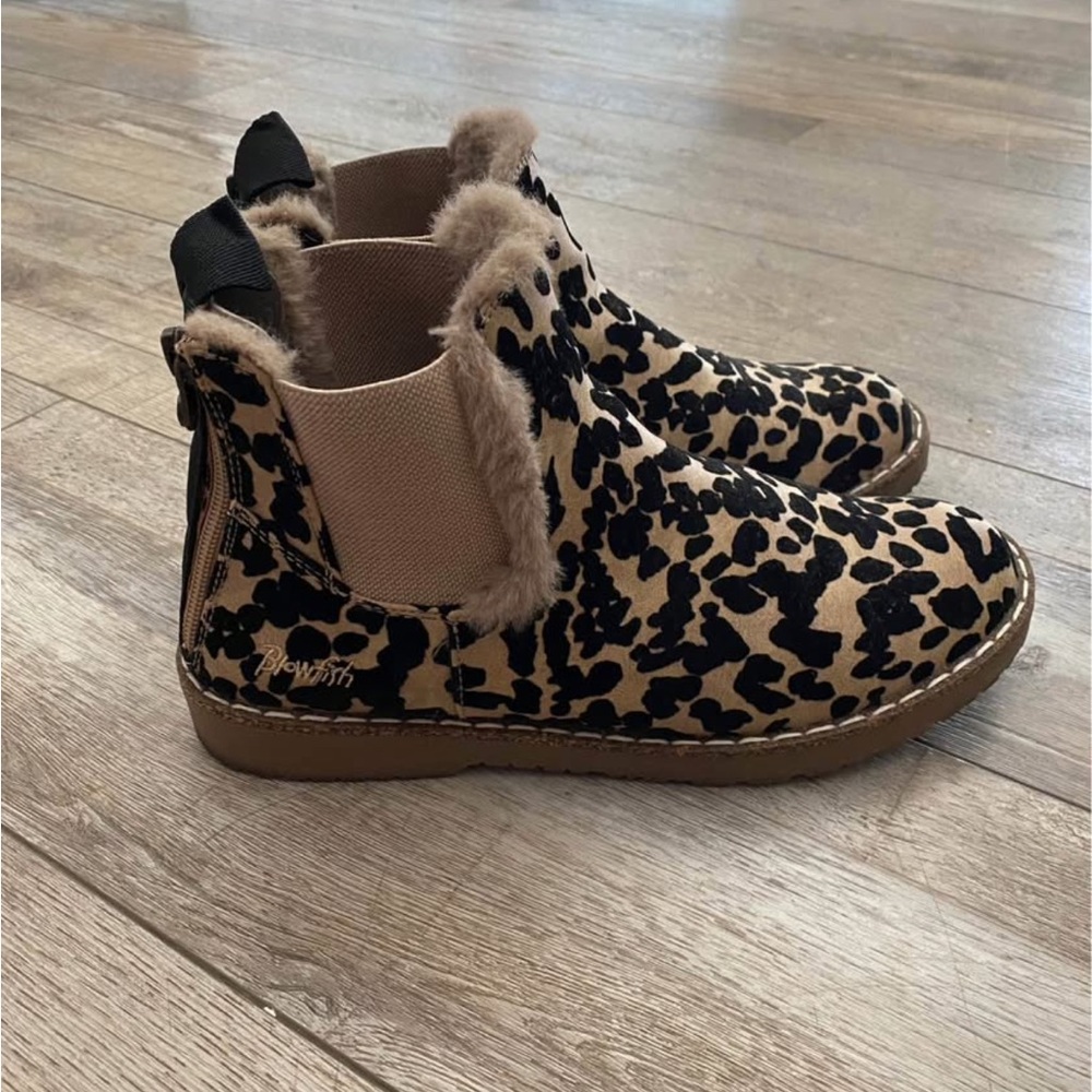 Blowfish Leopard Print Women's Boots Sz 8.5